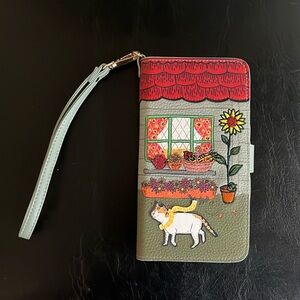 Vendula universal flip phone case NWOT